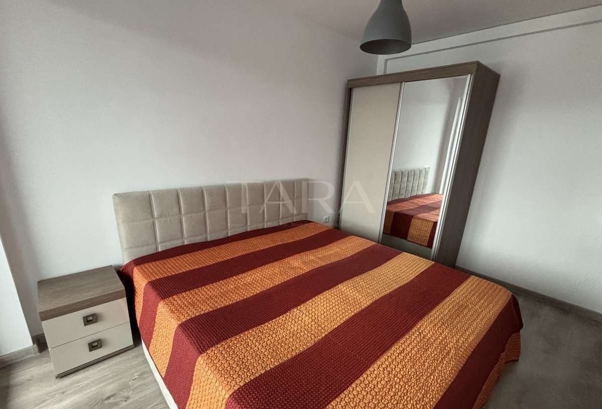 Apartament modern cu 2 camere, terasă generoasă și parcare subterană. - Poză 5