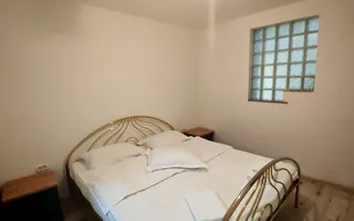Vila 10 camere,pretabil compartimentare in 2 unitati separate,ASTRA. - Poză 19