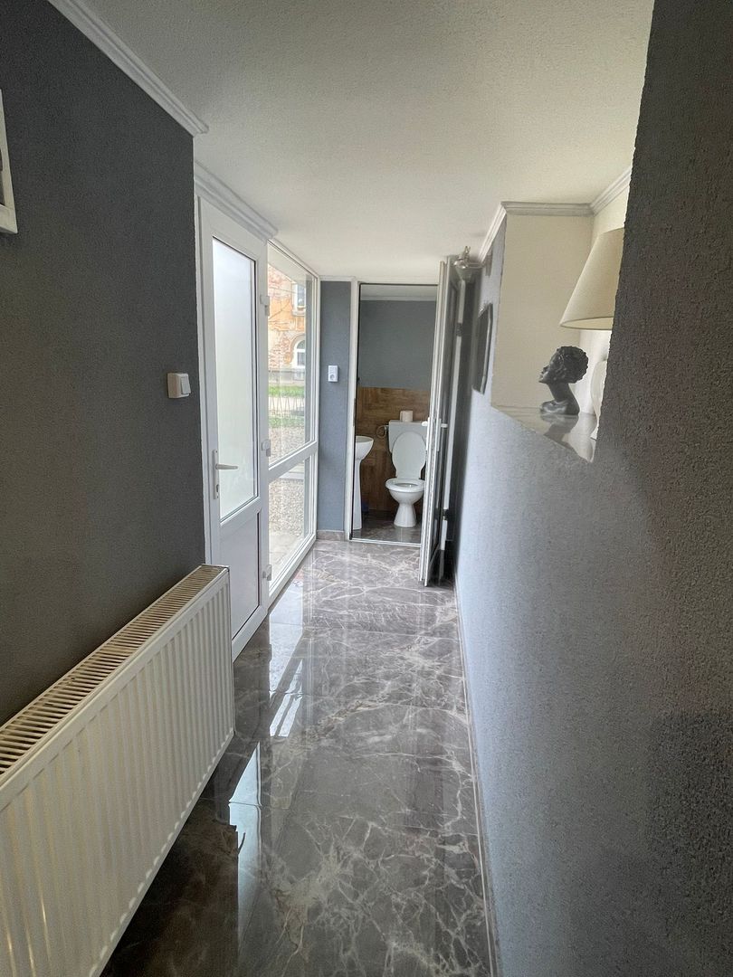 Salon / Frizerie de închiriat – complet utilat, Zona Episcopia Bihor - Poză 5