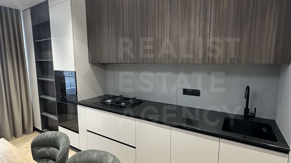 Chirie apartament, 4 camere, str. Mitropolit Varlaam, Centru - Poză 2