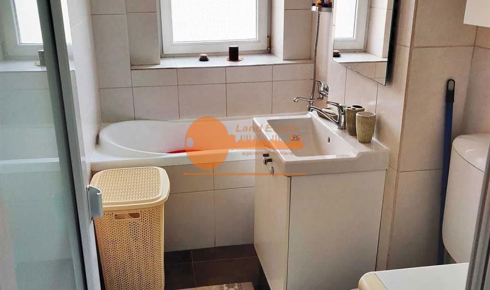 Garsoniera la 3 minute de Metrou Crangasi (Bloc Reabilitat) - Poză 2