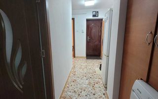 Inchiriez apartament 2 camere decomandat - Poză 2