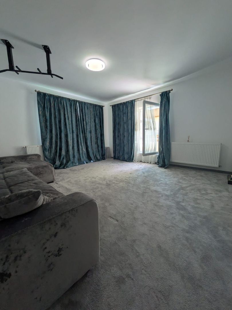 Apartament cu 2 camere decomandat de vânzare – Zona Stejarului - Poză 5