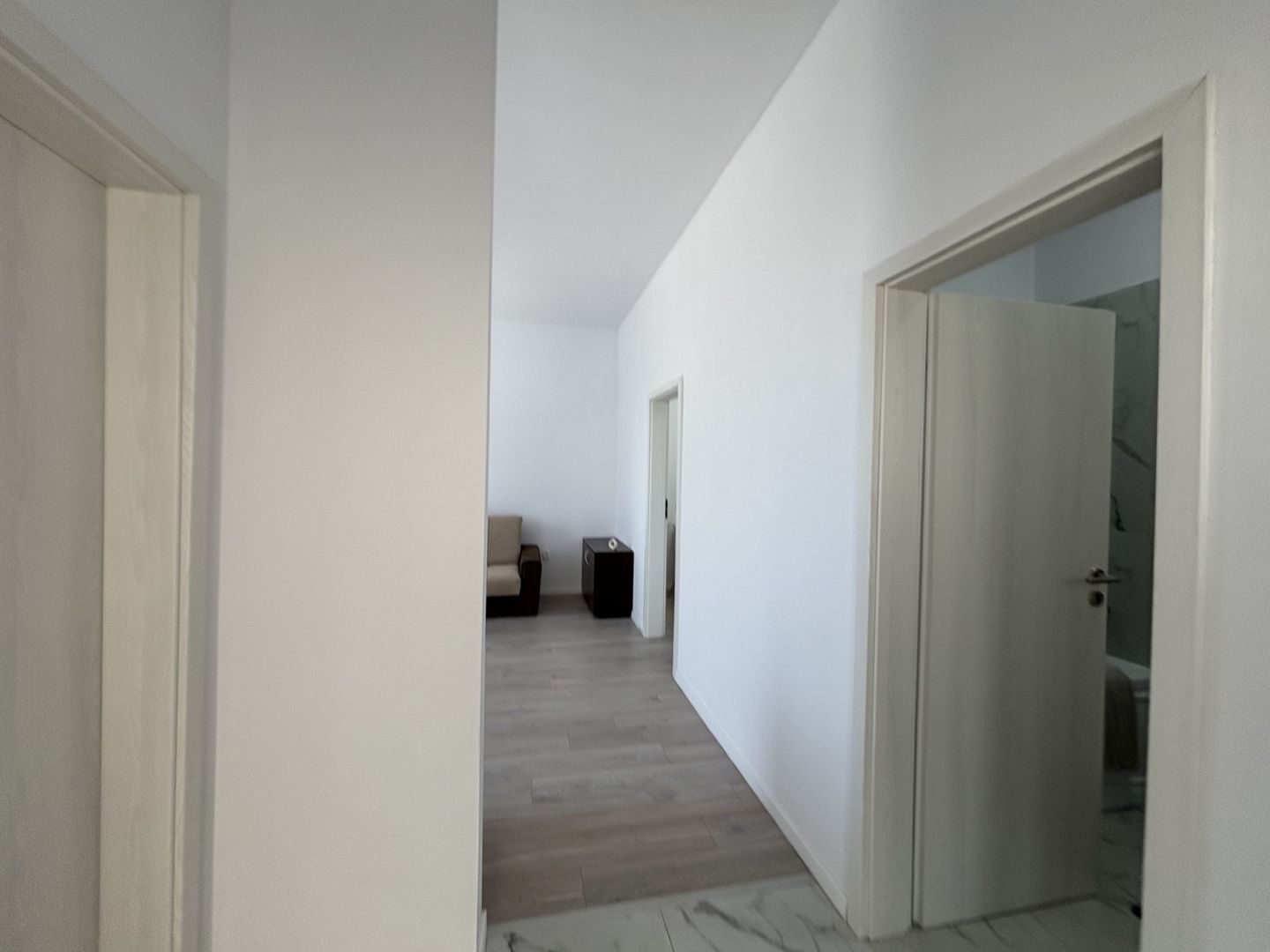 Apartament 1 camere a în Giroc - Poză 19