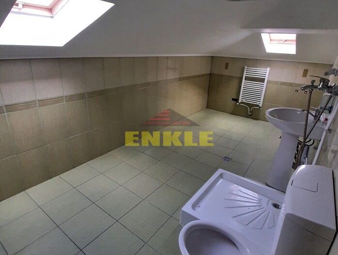 Casa / cladire de inchiriat 2000 euro, zona Piata Mare/Str.Iuliu Maniu - Poză 9