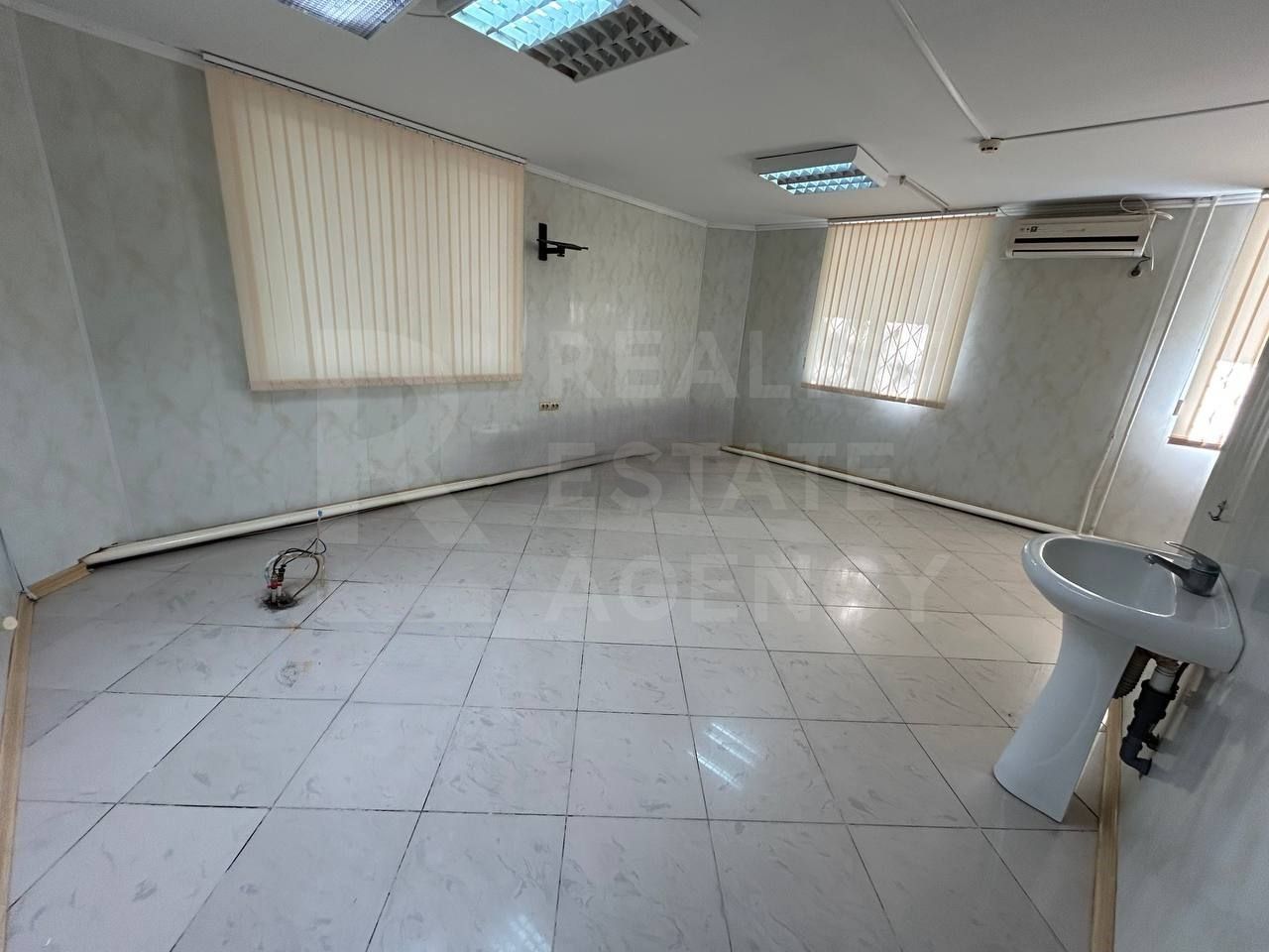 Vânzare, spațiu comercial, 77 mp, str. Calea Ieşilor, Bălți - Poză 4