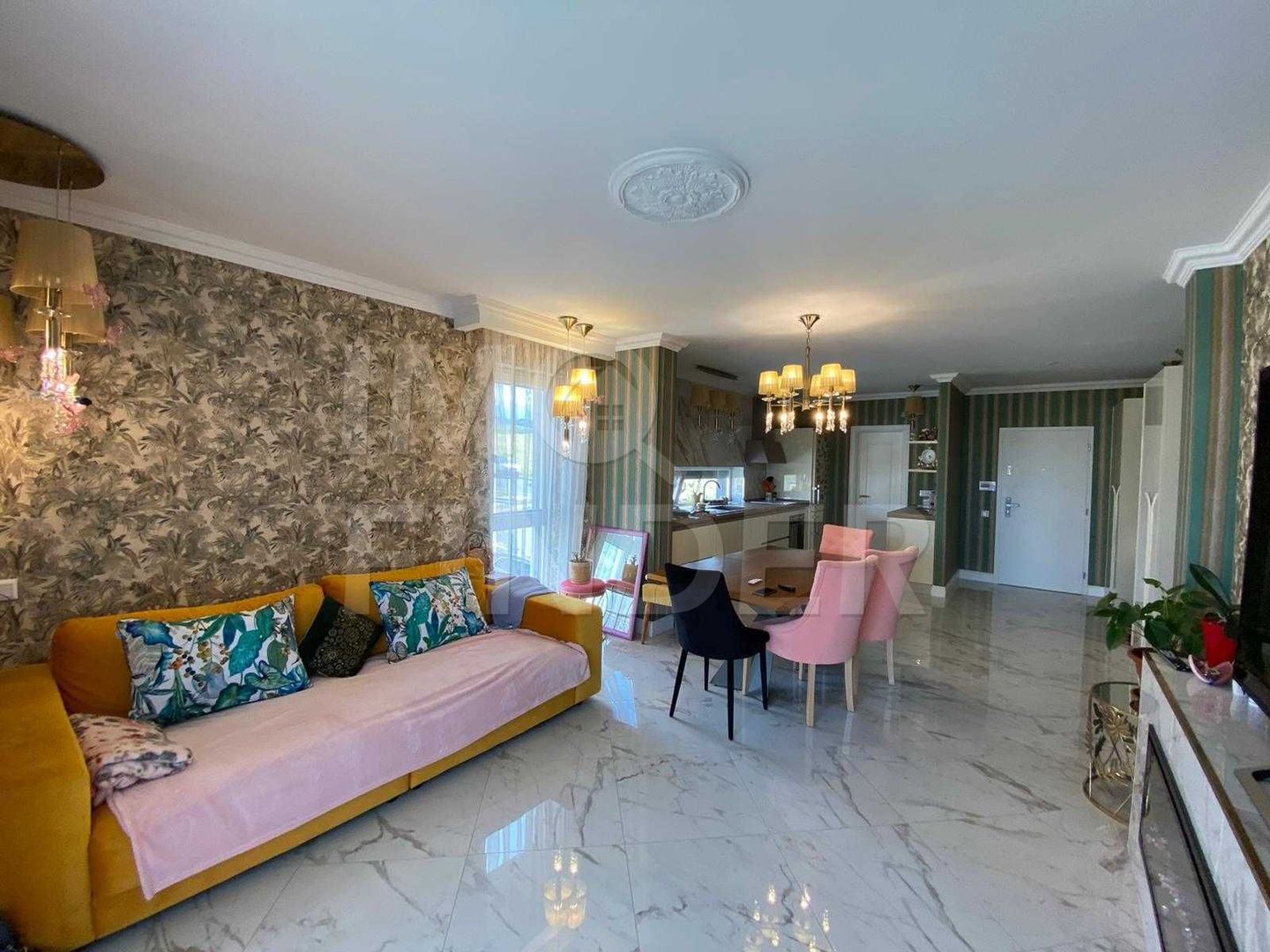 Apartament de LUX cu Parcare Subterana Buna Ziua - Poză 2