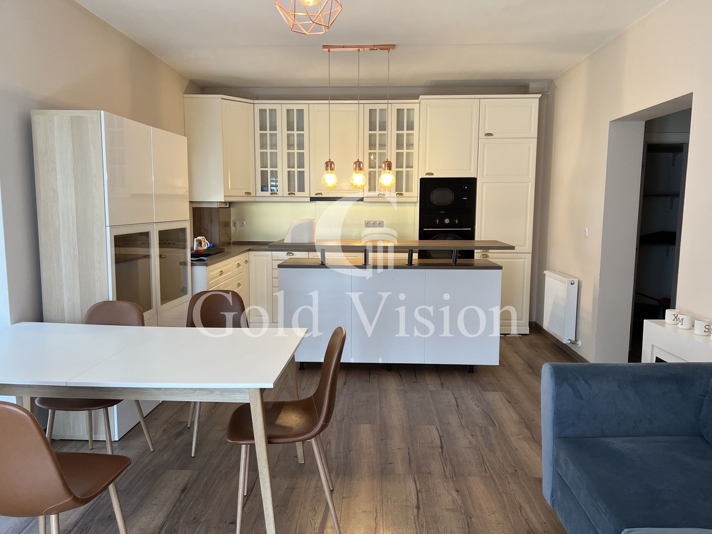 Penthouse cu 3 camere, 80 mp utili, amenajat ultramodern, zona Unirii - Poză 1