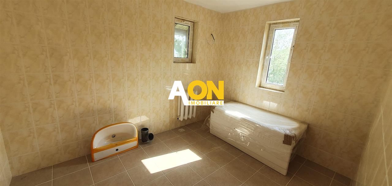 1/2 Duplex, 4 camere, garaj, 175 mp teren, Cetate - Poză 12