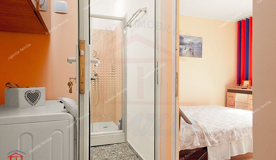 52500 Euro negociabil, trei camere renovat, mobilat si utilat, Micro 2 - Poză 12