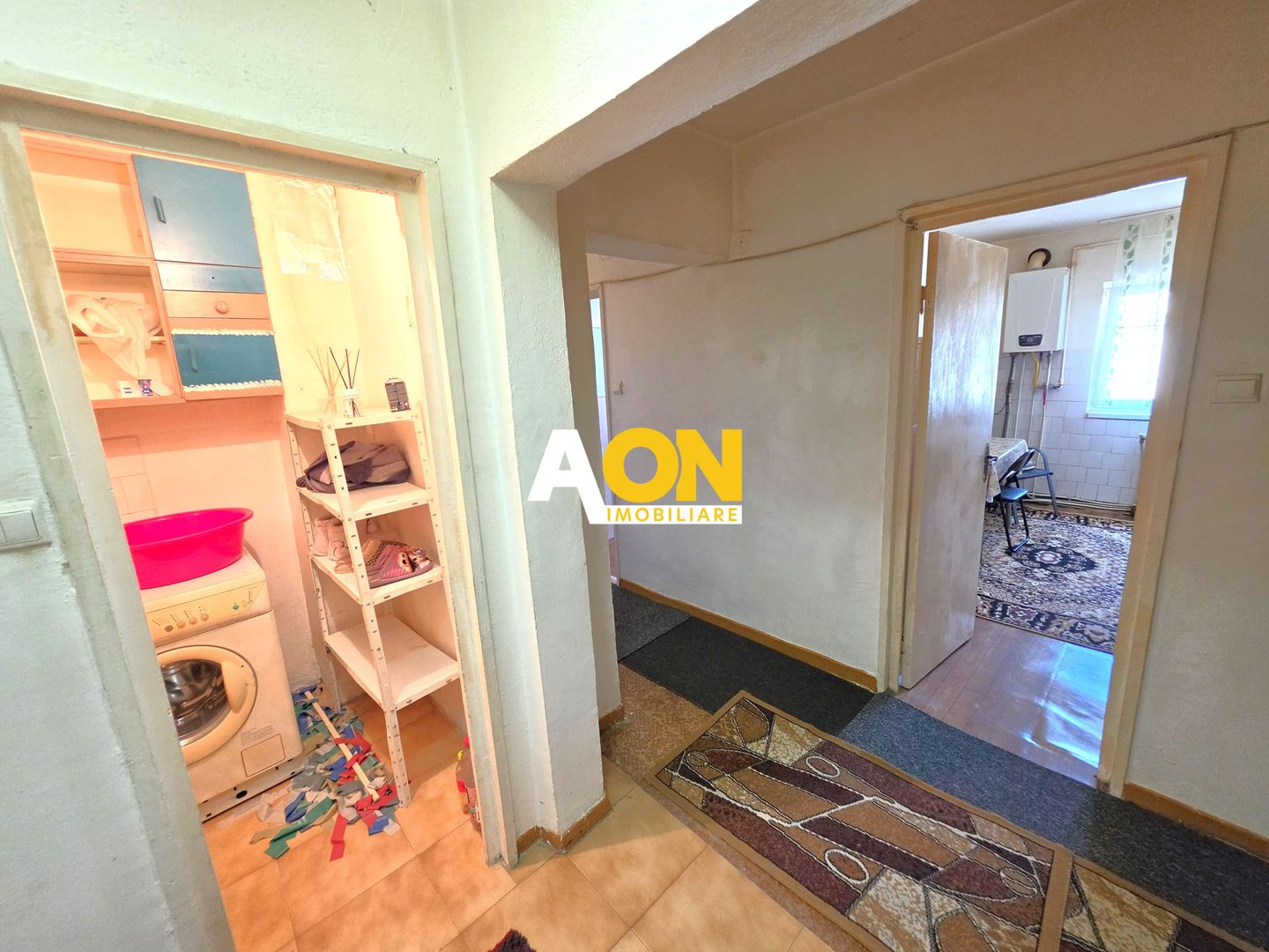 De vanzare apartament 3 camere, etaj 1, Cetate - Poză 4