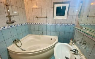 Apartament 2 Camere, Complet Mobilat,  Loc de Parcare, Cetate - Poză 8