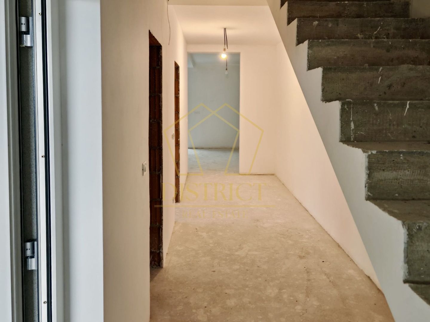 Duplex cu 4 camere despartit prin camera tehnica I Comision 0% I Giarmata Mare - Poză 8