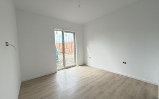 Comision 0. Gradina proprie 77 mp. Loc de parcare. - Poză 4