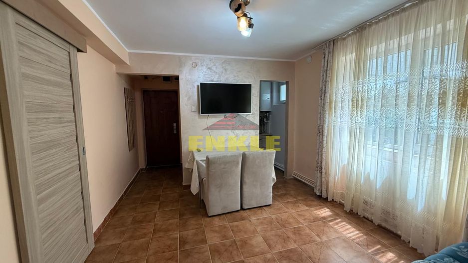 Apartament de vânzare cu 3 camere – Zona Bulevard - Poză 4