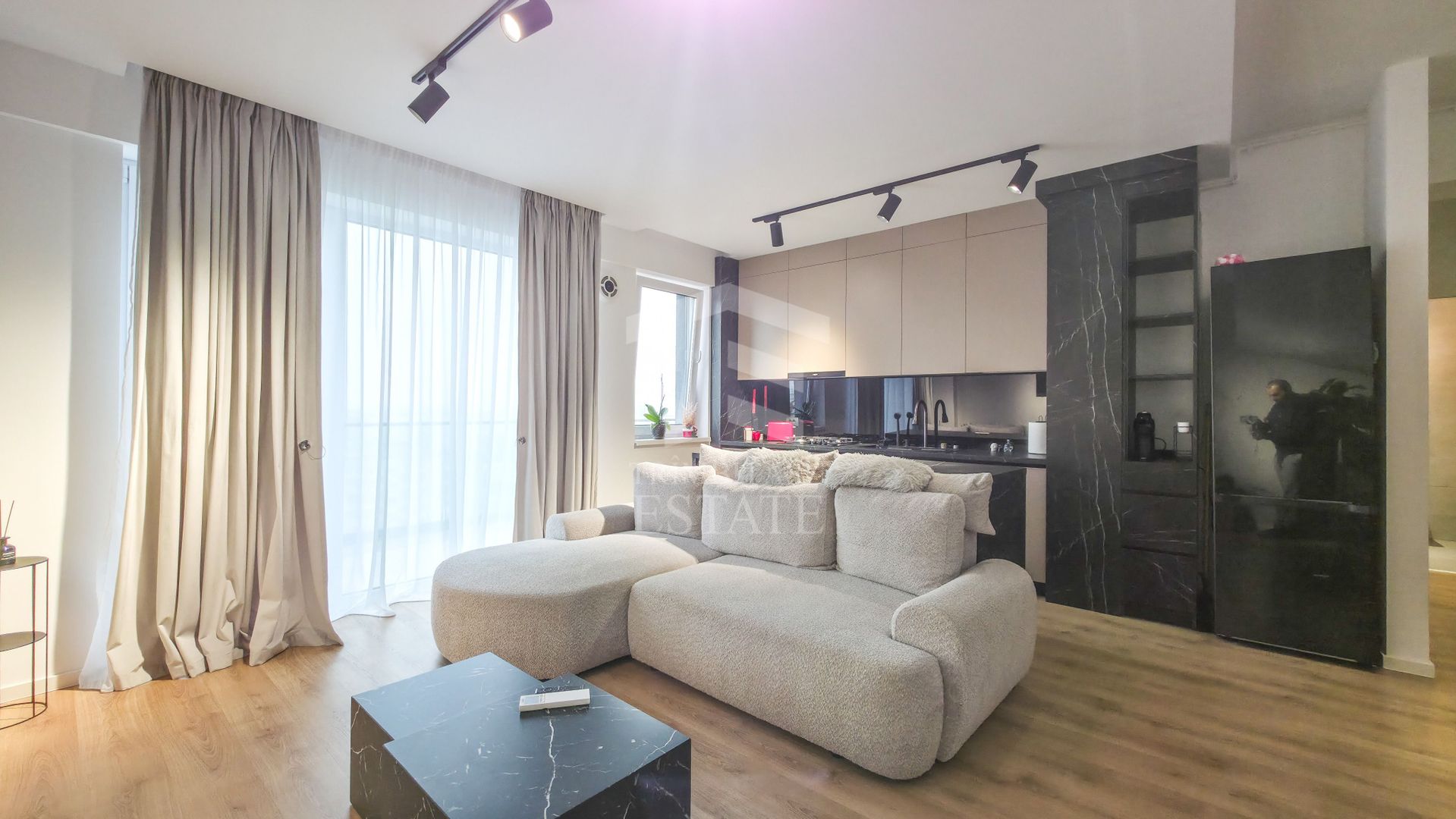 Pet Friendly | Duplex | 13 Septembrie | Sebastian | Vulcan-Progresului - Poză 2