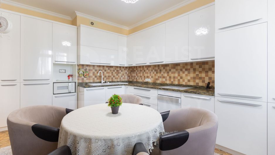 Chirie, apartament, 3 camere, bd. Decebal, Botanica - Poză 2