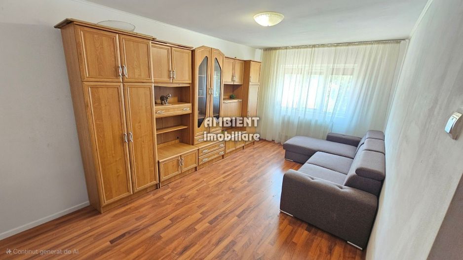 Apartament cu 3 camere, etaj 3, zona TRAIAN - RECUMED; - Poză 1