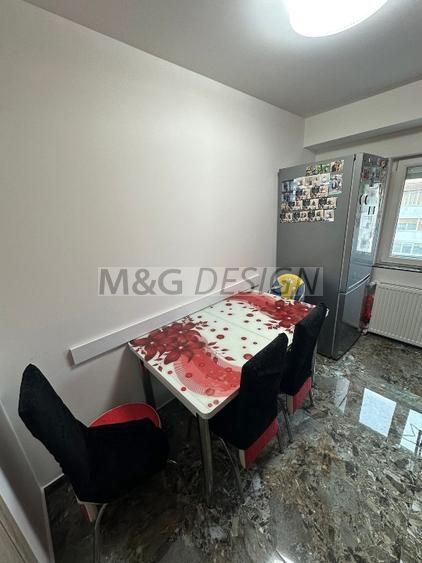 2 camere decomandat, etaj 4 ,  Dâmbovița centrala proprie - Poză 10