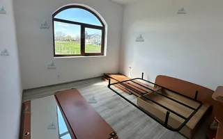 Vilă de vânzare 1500 mp teren - Poză 12