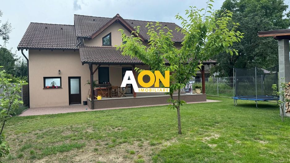 Casa individuala  de vânzare  4 camere zona  Micesti - Poză 1