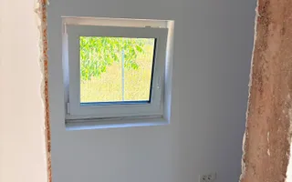 VILĂ CONTEMPORANĂ DE VÂNZARE – 450.000 €     COMISION% - Poză 13