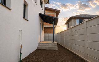 Vilă individuală în Tunari – 5 camere, curte privată - Poză 3