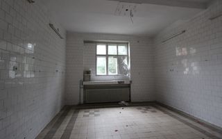 Imobil pretabil cladire de birouri, clinica medicala - Central - Poză 16