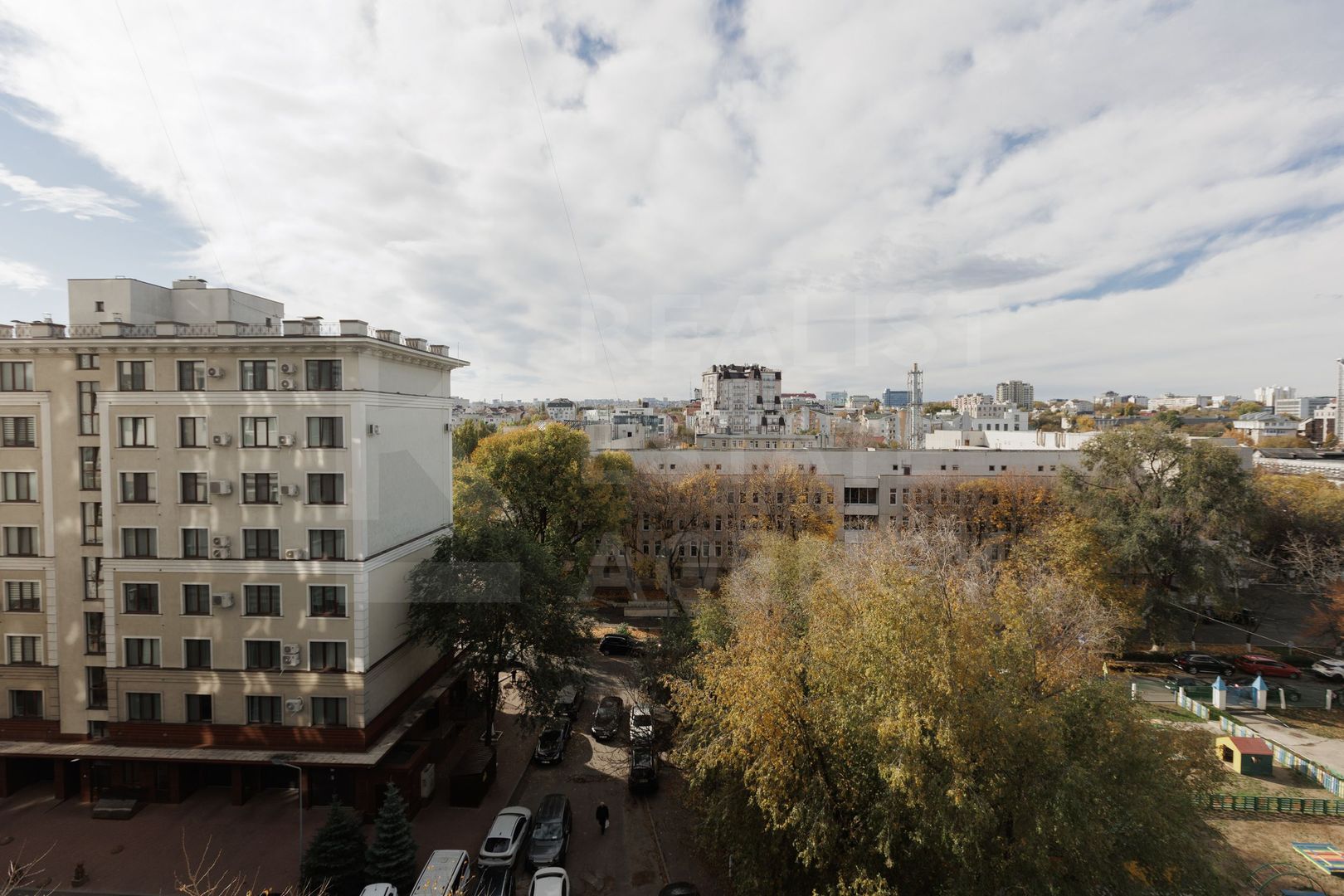 Apartament cu 4 camere spre vânzare, strada Romană, Centru - Poză 8