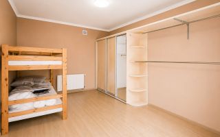 Cahul – Casă 3 Camere + Living | 139 m² | Teren 7.7 ari + Garaj | 95.000 € - Poză 36