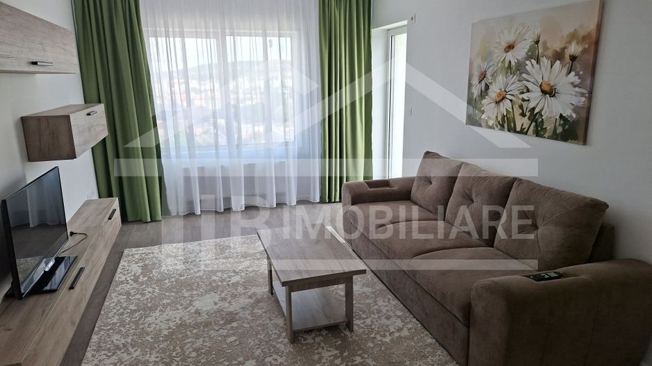 Apartament cu 2 camere, 58mp, decomandat, parcare, Zona Vivat Residence - Poză 1