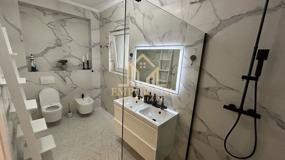3 camere semidecomandate, Parcare, AC, Gruia, zona Garii - Poză 6