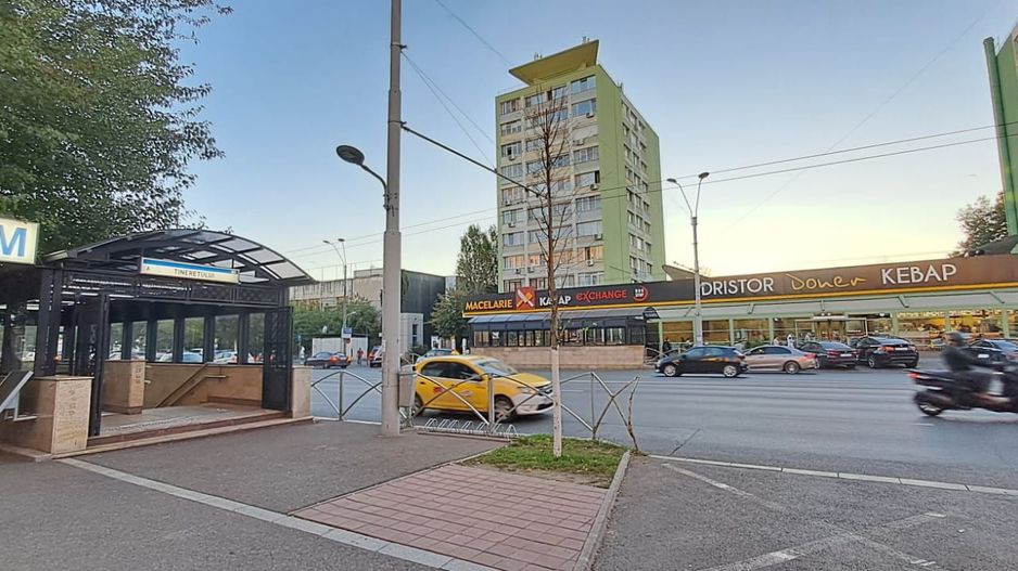 Tineretului, Dimitrie Cantemir, casa 2 camere + curte, metrou la 350 m - Poză 1