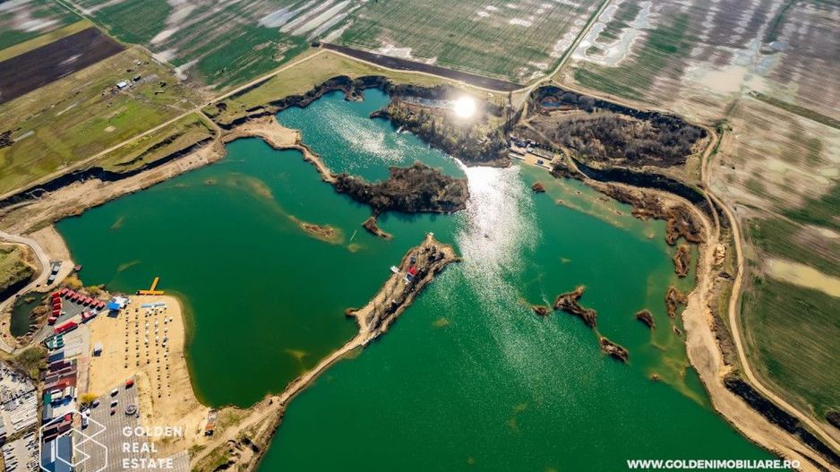 Teren intravilan, 5000 mp, langa lacul Ghioroc - Poză 10
