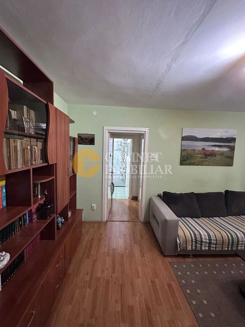 PODU ROS - 3 CAMERE - ETAJUL 2 - MOBILAT SI UTILAT - Poză 2