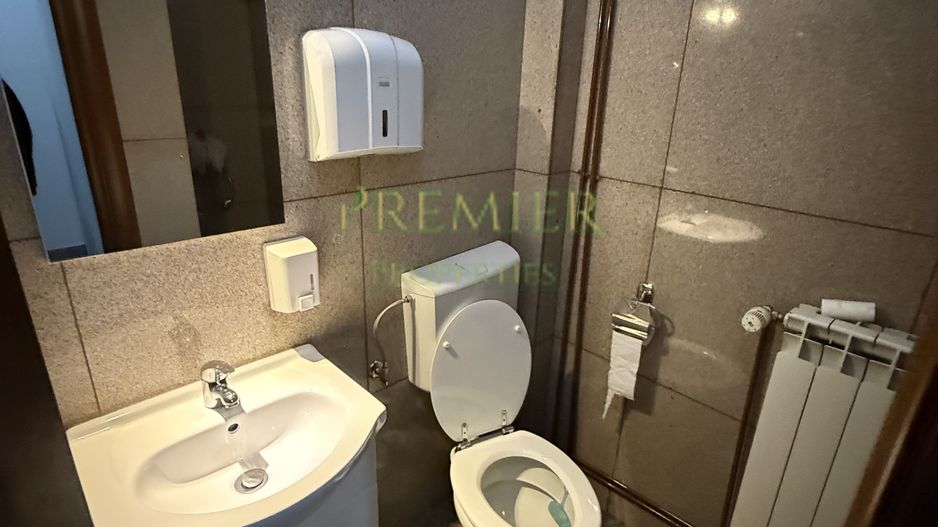 Casă de vânzare  pretabilă pentru clinica, cabinet medical, birouri - Poză 5