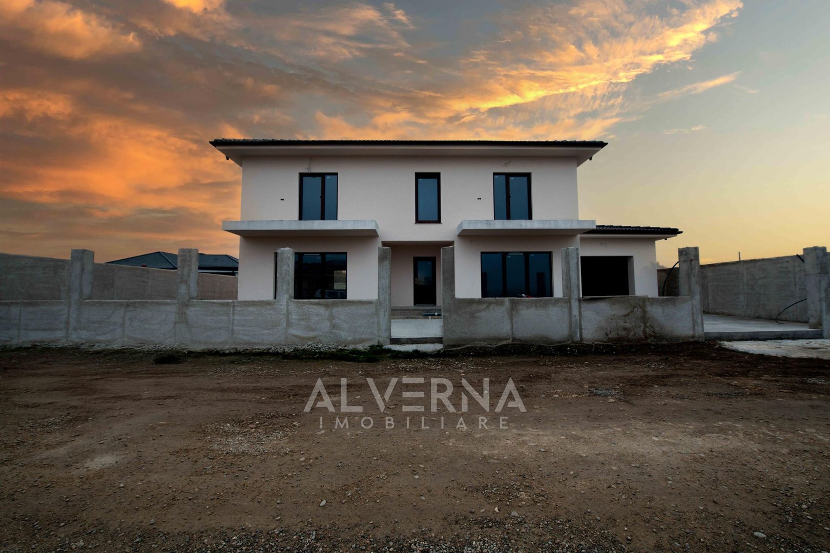 Casa individuala 303mp | 5 camere + birou | garaj | Grigorescscu - Poză 1