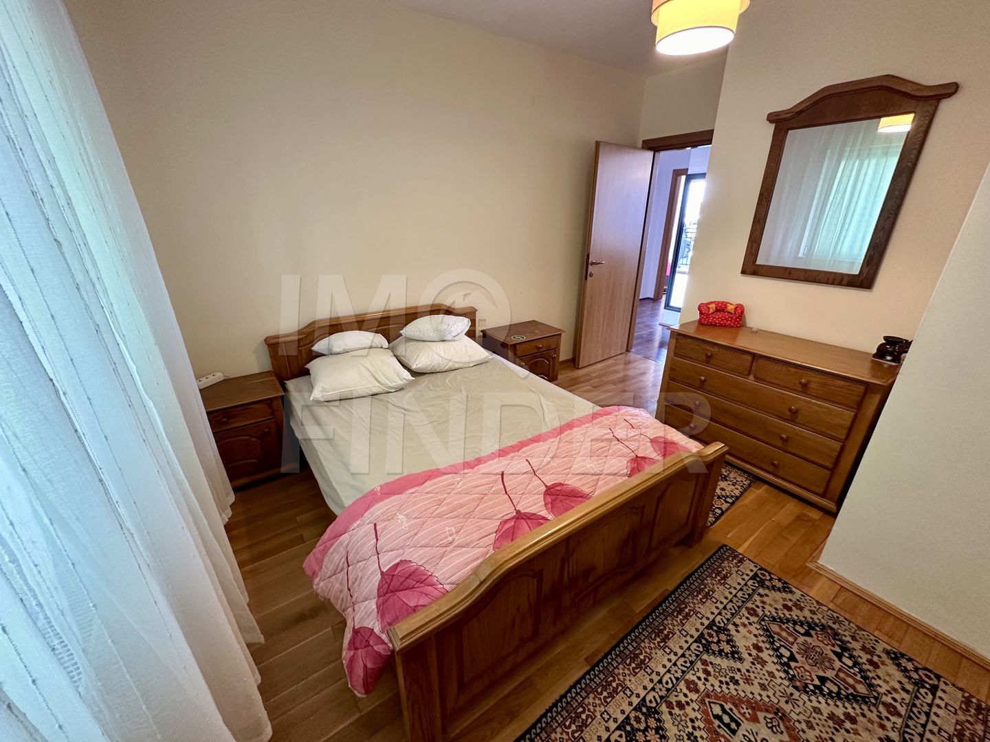 Vânzare  apartament 4 camere Buna Ziua, garaj, beci, parter inalt - Poză 14