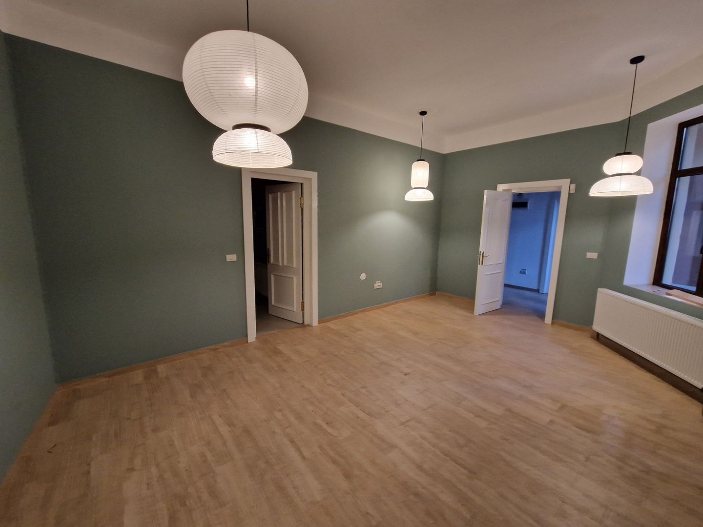 Imobil D+P+1E - 14 camere - Poză 4