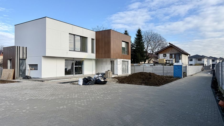 Oportunitate investitie, vila 6 camere - Poză 5