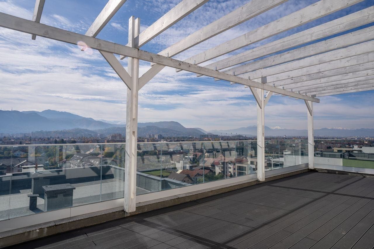 De inchiriat penthouse zona Tractorul, Coresi - Poză 9