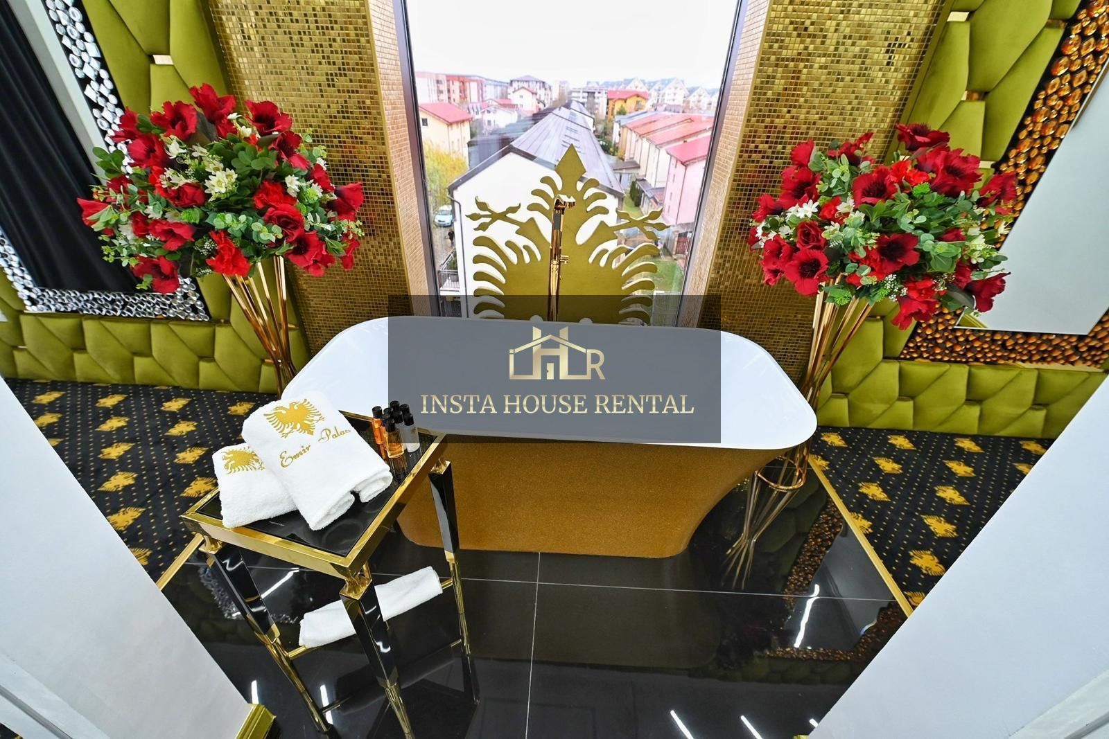 Hotel de LUX cu 11 camere / Restaurant & Piscina - Poză 14