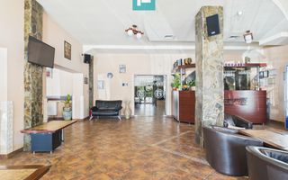 Casă și clădire de apartamente la Orțișoara - Poză 3