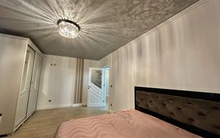 De vanzare apartament cu 3 camere, zona Piata Mare. - Poză 6