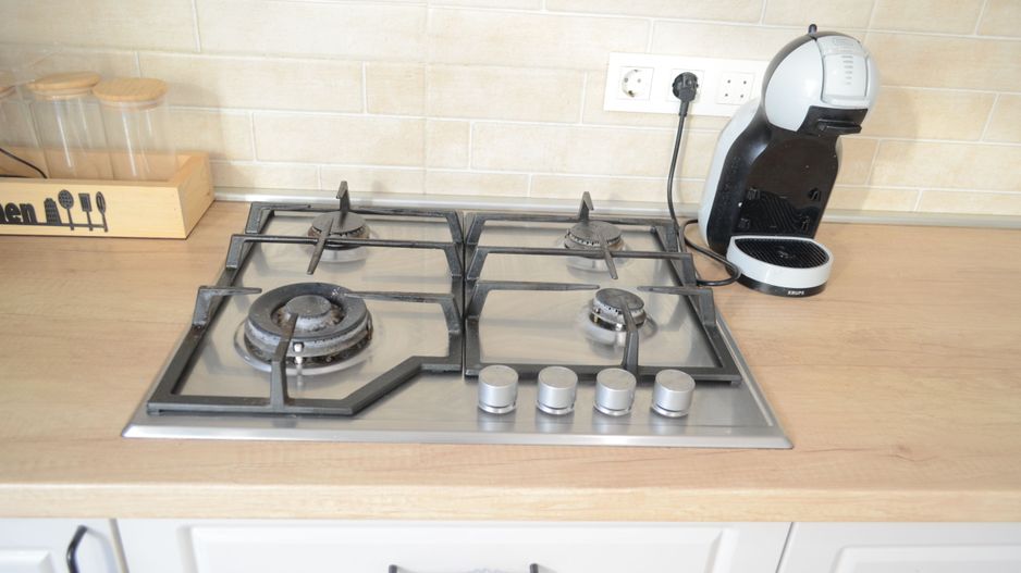 Apartament cu 3 camere, 2 bai, 2 terase, 2 garaje, in cartier Europa - Poză 6