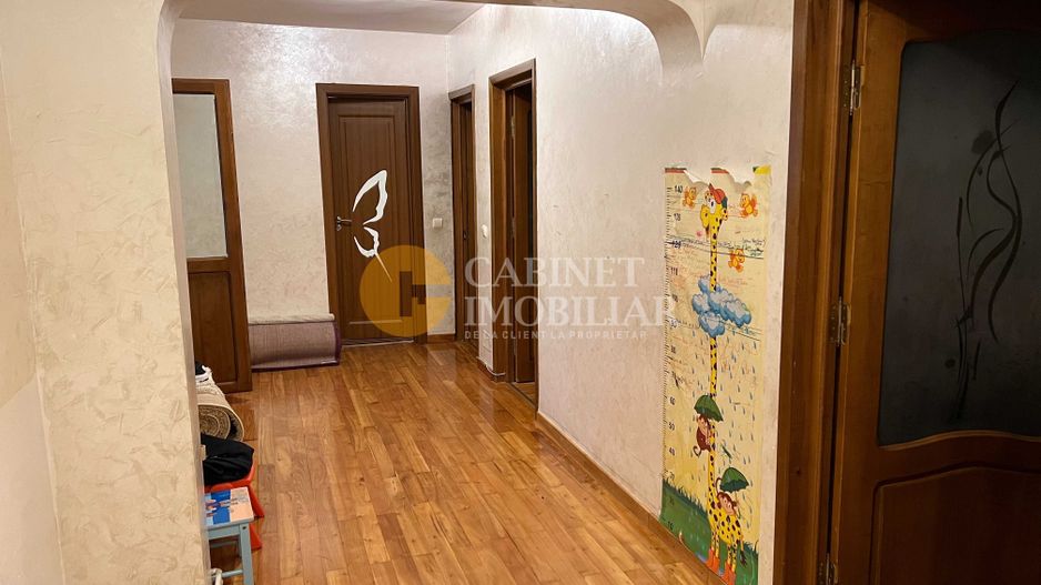 Etaj 1 Apartament 4 Camere Decomandat Nicolina Lidl Bloc 1990 - Poză 2