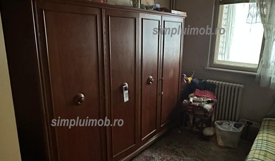 Apartament 3 camere la parter Bd Constructorilor ideal investitie - Poză 5