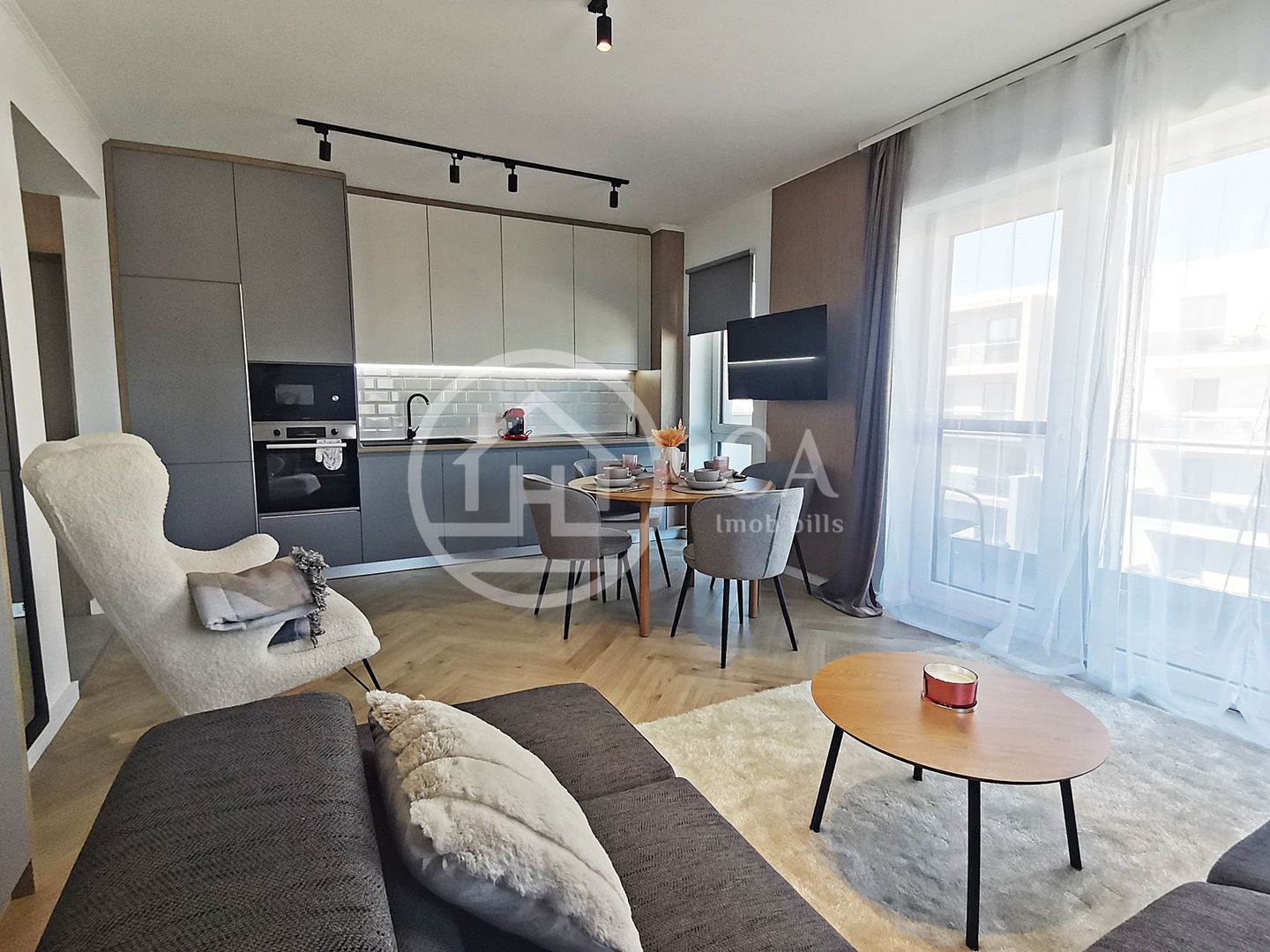 Apartament LUX de închiriat cu 3 camere în PRIMA ARENA, Oradea - Poză 1