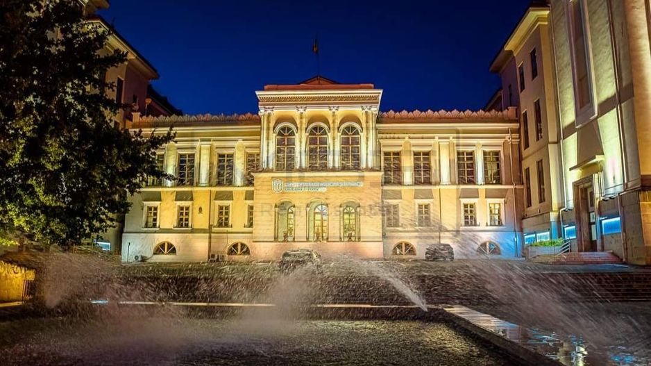 Apartament 3 camere premium Blv Independentei -UMF - Poză 1