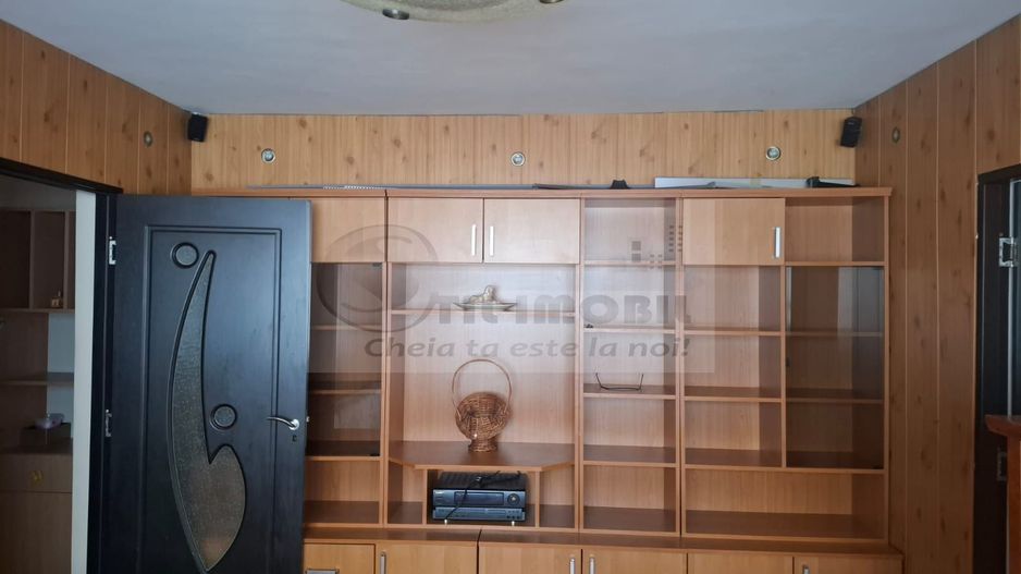 Apartament 3 Camere Podul de Piatra - 550 euro - Poză 4